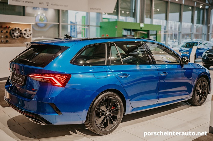 ŠKODA OCTAVIA RS 2021